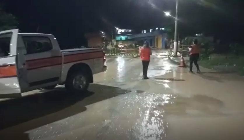 Na Colônia Santa Isabel, ponte sobre o córrego Bandeirinhas foi interditada pela Defesa Civil por volta das 23h