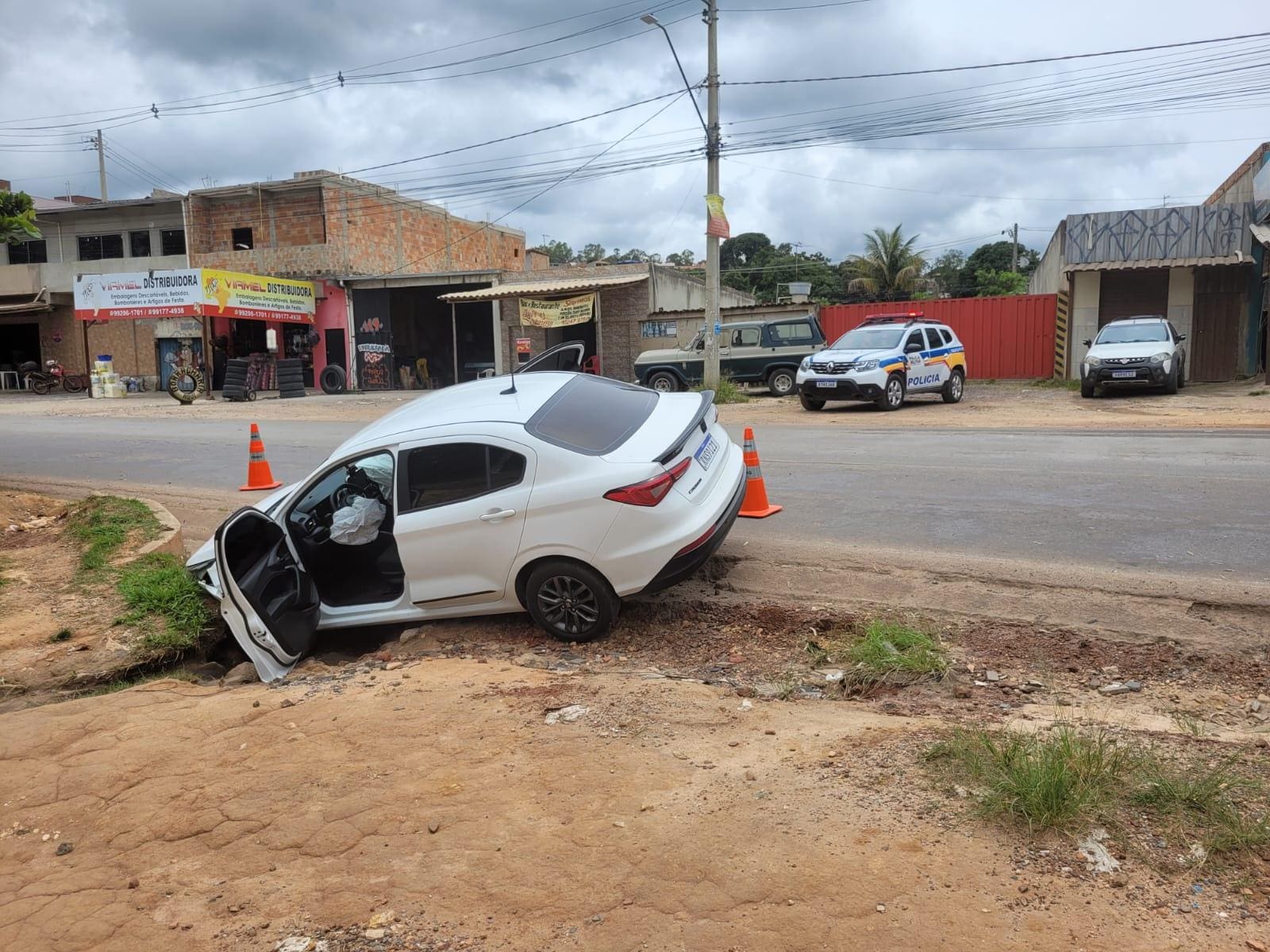 Carro usado no crime era clonado.