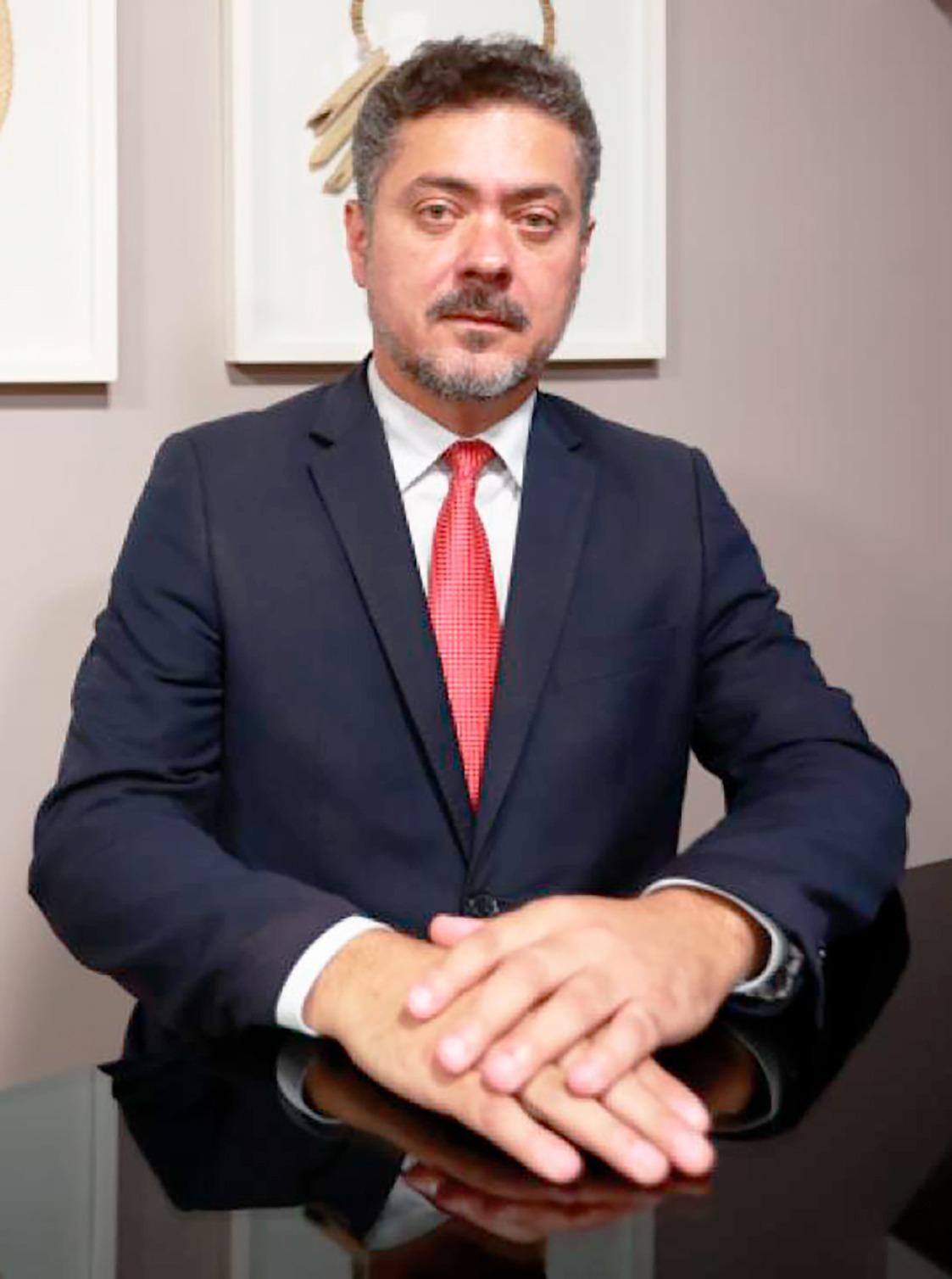 Advogado Joab Ribeiro Costa, de 52 anos