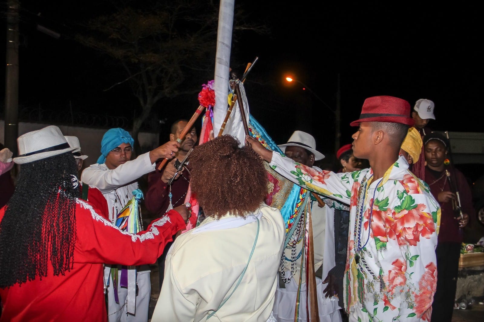 A solenidade será no adro da Capela de Nossa Senhora do Rosário, no bairro Angola, às 20h