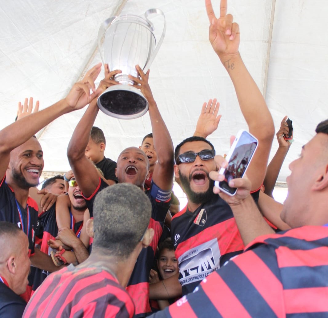 Campeonato amador, que teve início em julho, reuniu 12 equipes