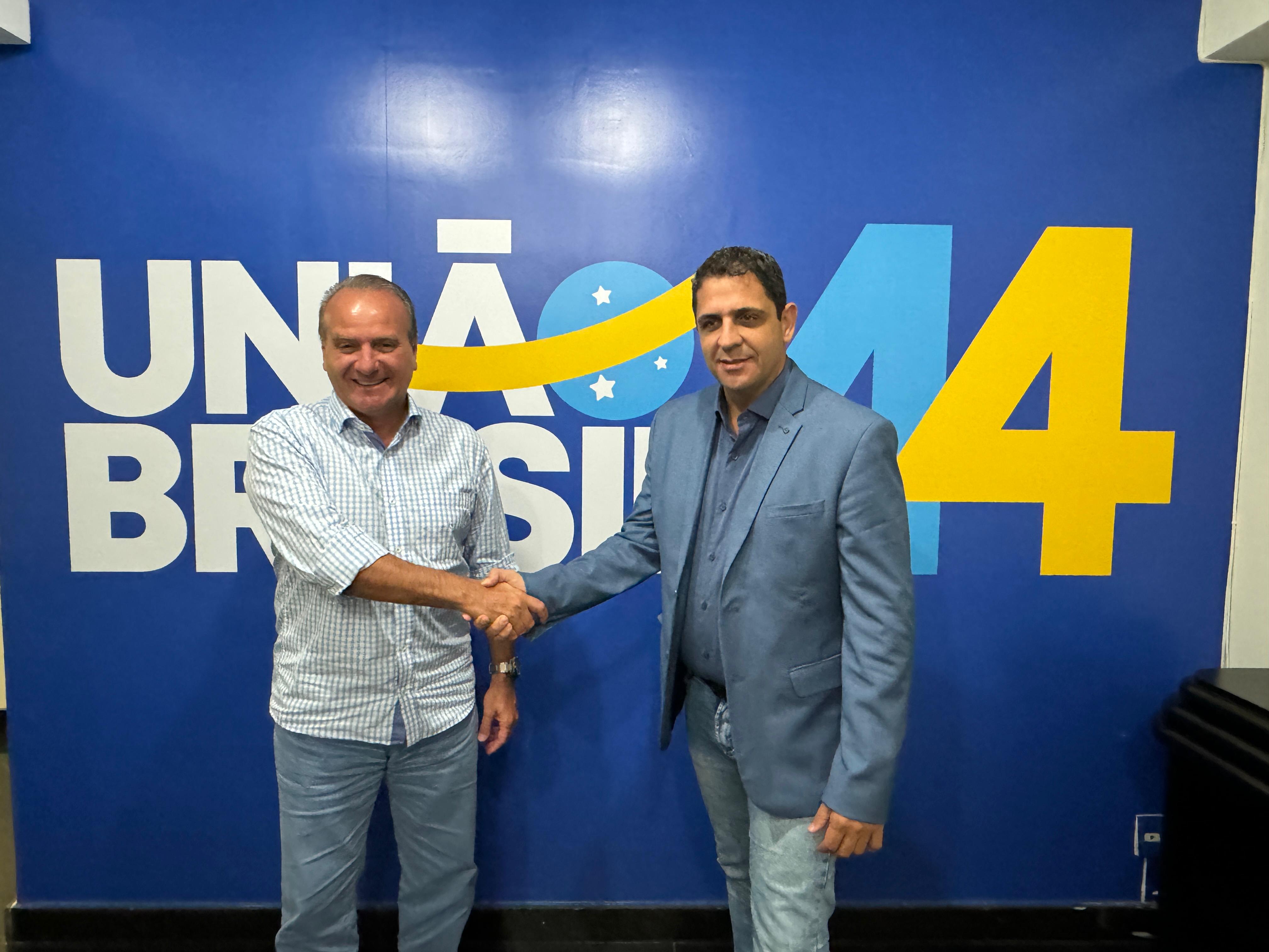 Bilac Pinto, secretário-geral do União Brasil em Minas, e Heron Guimarães, secretário de Saúde e de Gabinete de Betim