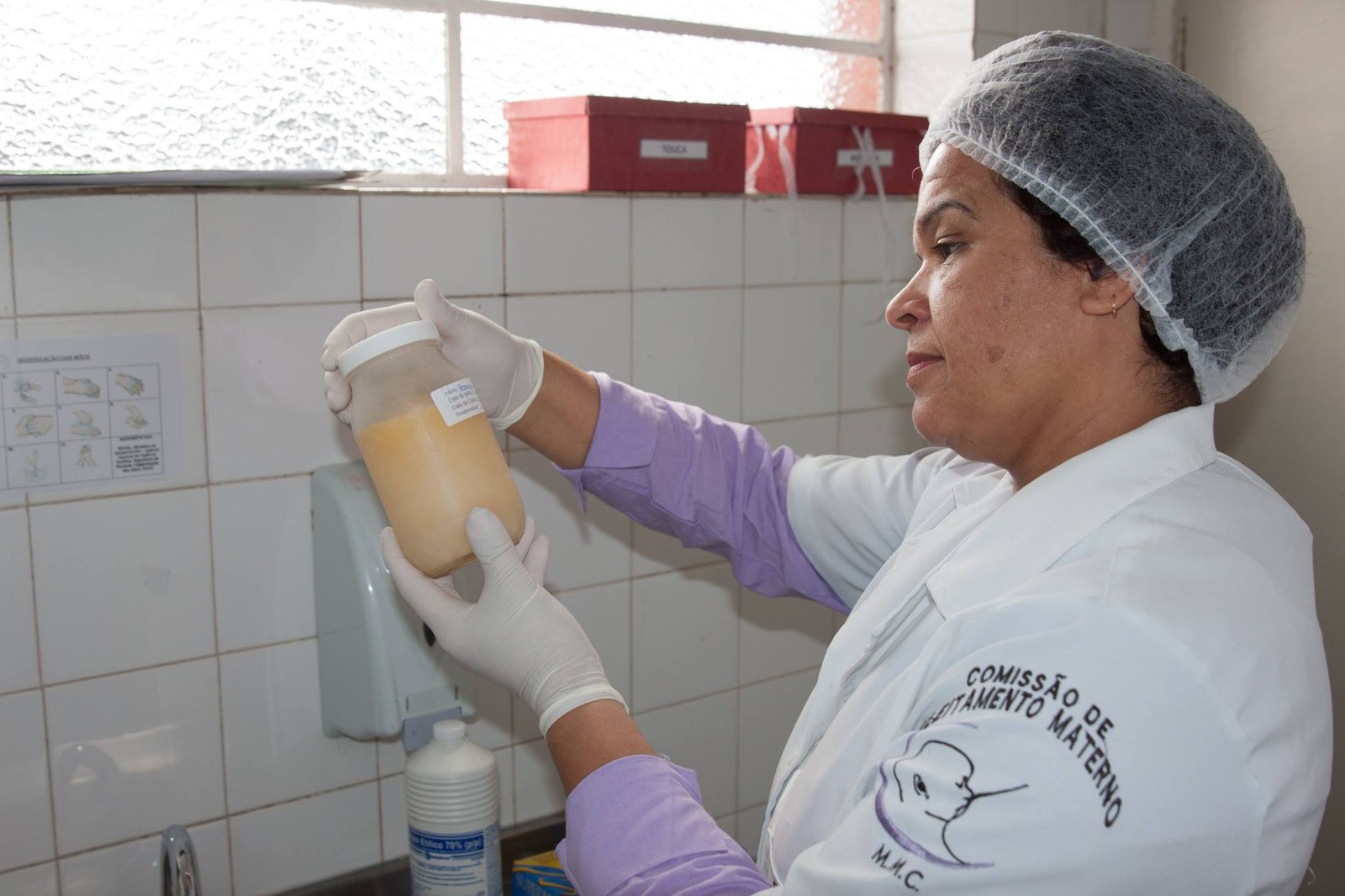 Em 2023, a unidade coletou e processou 1.017 litros de leite humano, doado por 1.163 lactantes, beneficiando mais de 330 bebês internados na unidade neonatal do CMI